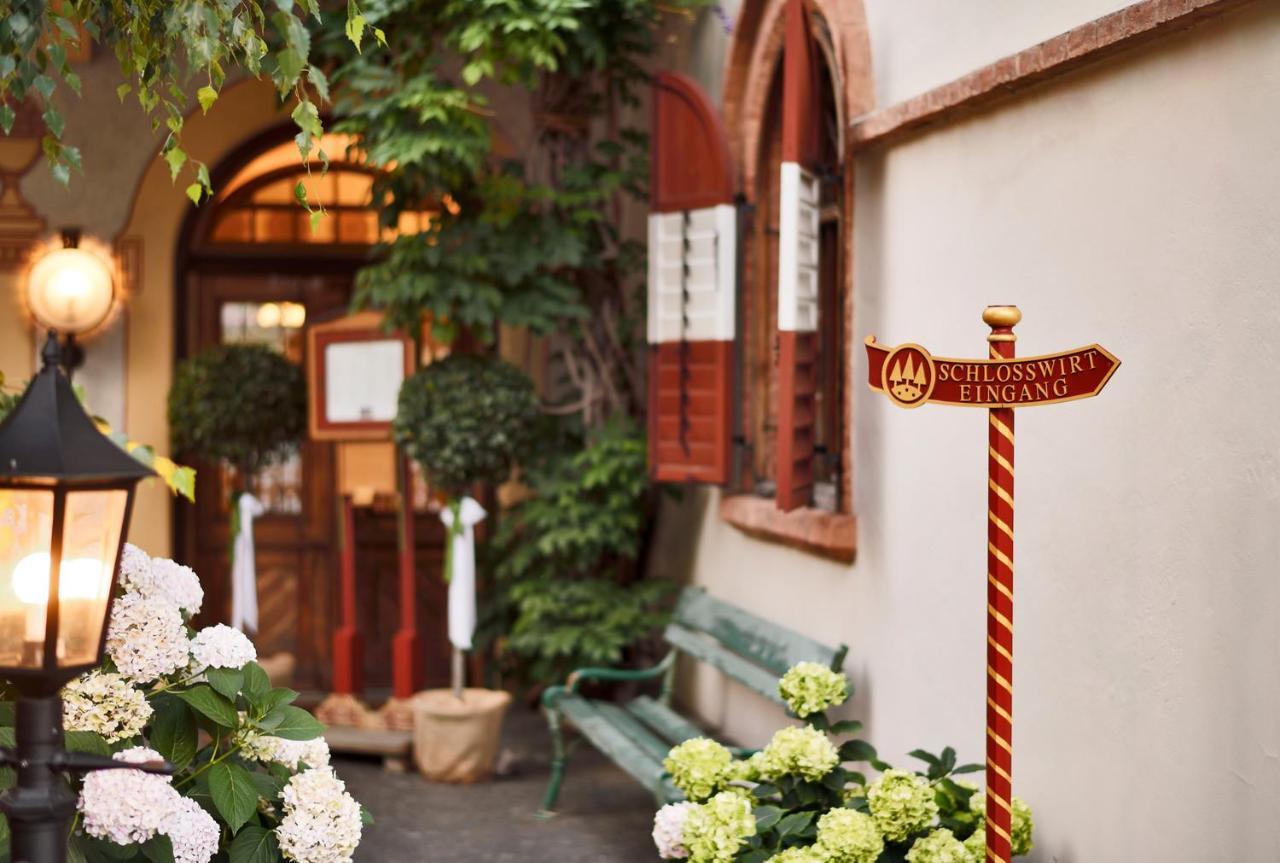 Schlosswirt Forst ラグンド エクステリア 写真